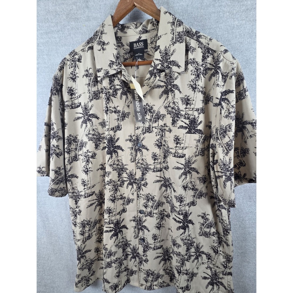 G H Bass Mens M 100% Silk Short Sleeve Hawaiian Button Up Camp Shirt Cruise NEW